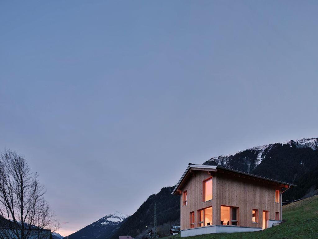 Haus Motta Villa กาชูร์น ภายนอก รูปภาพ