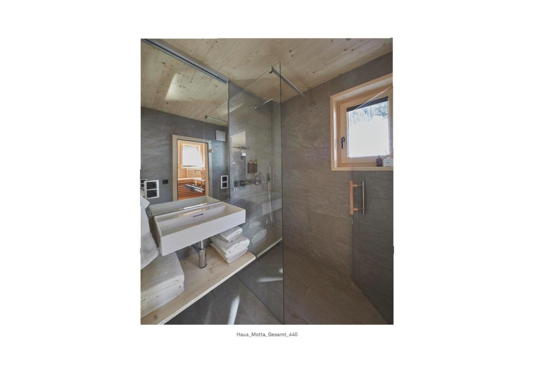 Haus Motta Villa กาชูร์น ภายนอก รูปภาพ