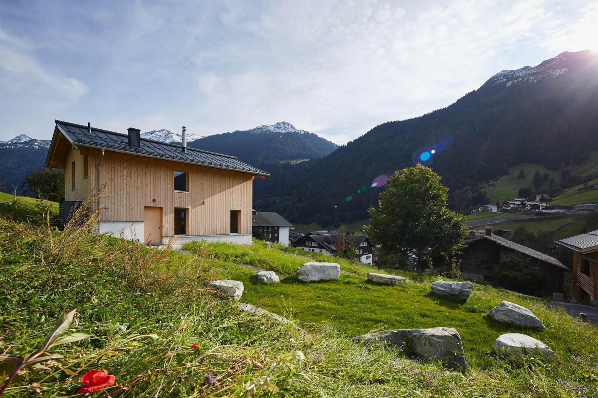 Haus Motta Villa กาชูร์น ภายนอก รูปภาพ